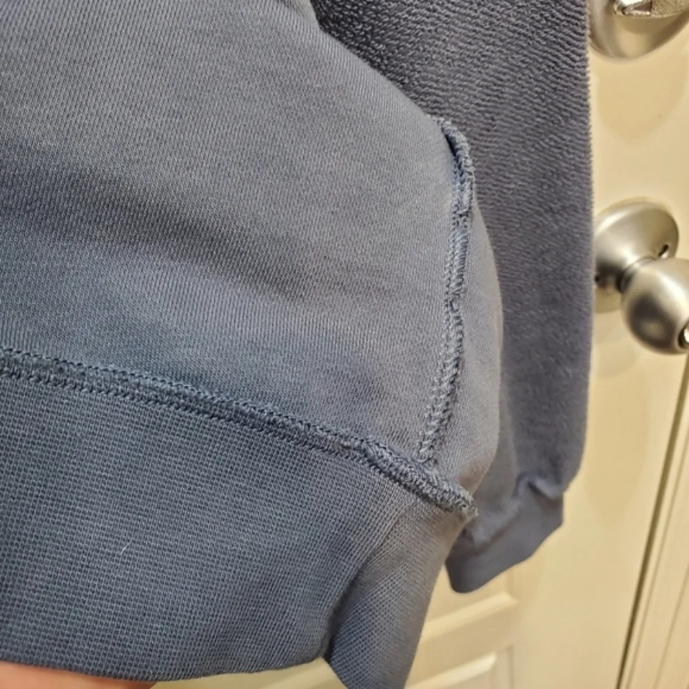 Nike sweatshirt‎